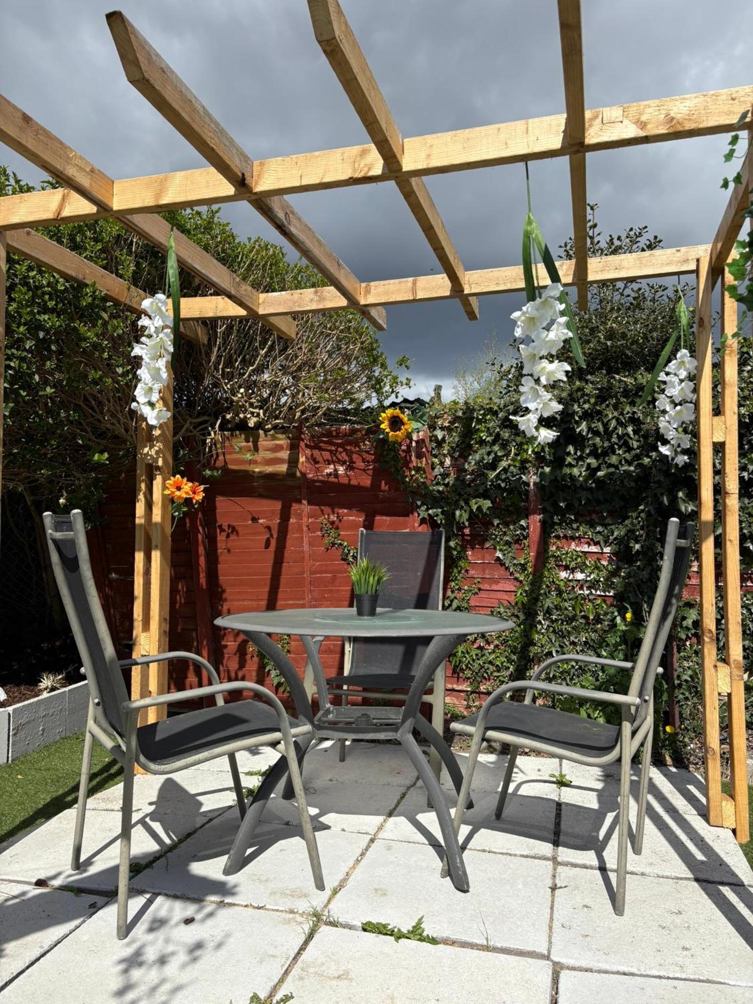Superb Triple Near Airport - 1 Guest house