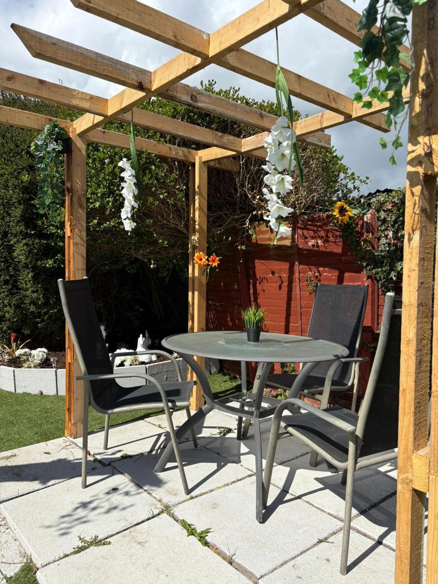 Superb Triple Near Airport - 1 Guest house *